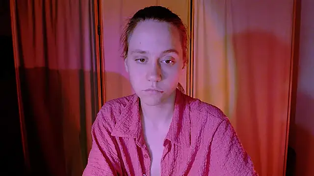 Snapshot of Malinax chatting on 09/13/25, 11:04 Malinax online show from 09/13/25, 11:04