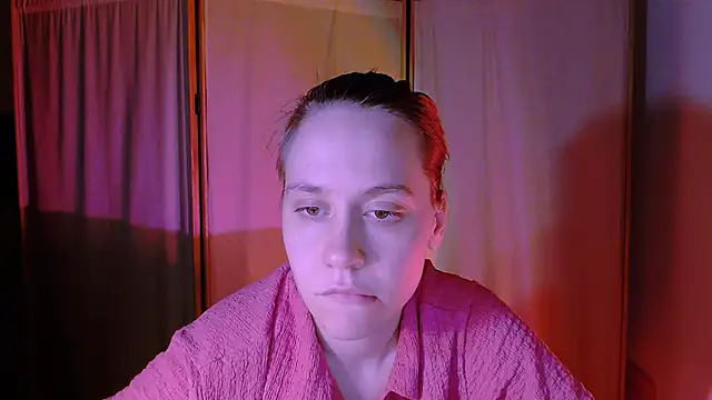 Snapshot of Malinax chatting on 09/21/25, 10:44 Malinax online show from 09/21/25, 10:44