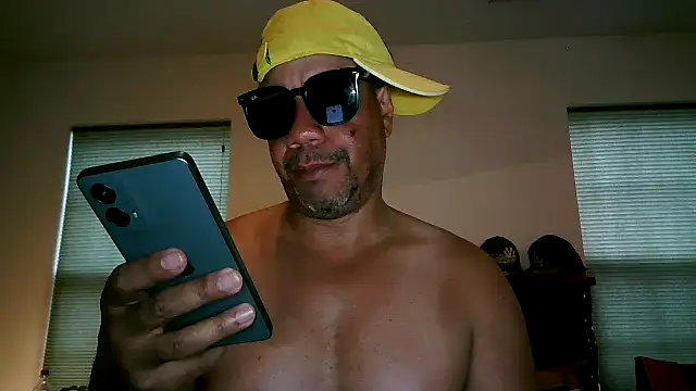 pimpdaddy4ever online show from 04/19/26, 06:10