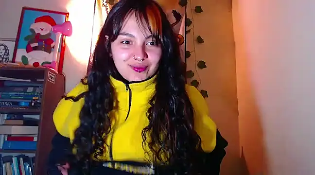 Snapshot of sweetiee_mary chatting on 12/14/24, 06:56 sweetiee mary online show from 12/14/24, 06:56