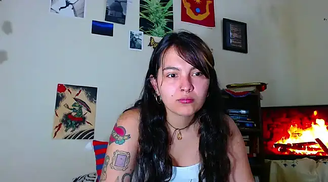 Snapshot of sweetiee_mary chatting on 01/31/25, 04:27 sweetiee mary online show from 01/31/25, 04:27