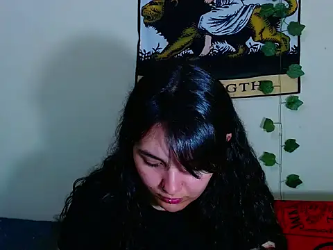 Snapshot of sweetiee_mary chatting on 10/20/25, 06:41 sweetiee mary online show from 10/20/25, 06:41