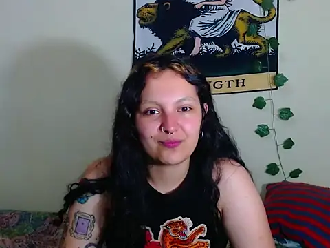 Snapshot of sweetiee_mary chatting on 01/13/26, 10:26 sweetiee mary online show from 01/13/26, 10:26