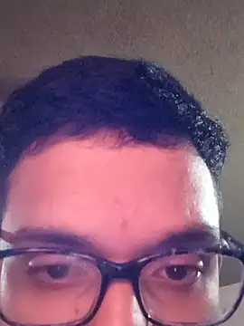 Snapshot of Carandrew chatting on 12/18/24, 04:31 Carandrew online show from 12/18/24, 04:31