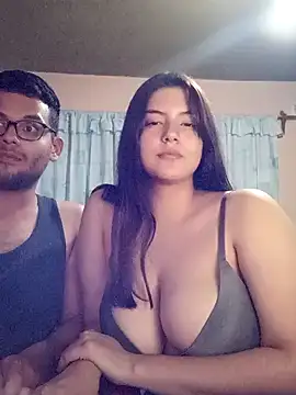 Snapshot of Carandrew chatting on 12/28/24, 04:51 Carandrew online show from 12/28/24, 04:51