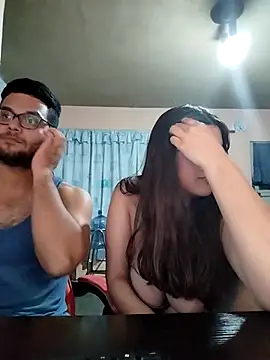 Snapshot of Carandrew chatting on 01/04/25, 04:23 Carandrew online show from 01/04/25, 04:23