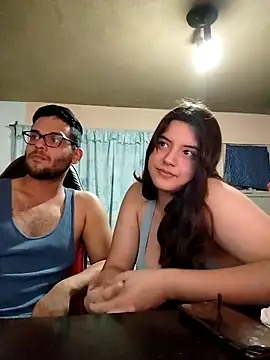 Snapshot of Carandrew chatting on 01/05/25, 04:14 Carandrew online show from 01/05/25, 04:14