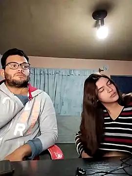 Snapshot of Carandrew chatting on 01/09/25, 04:19 Carandrew online show from 01/09/25, 04:19