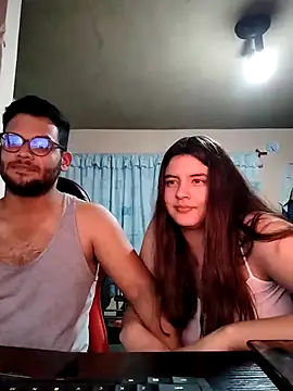 Snapshot of Carandrew chatting on 01/26/25, 04:09 Carandrew online show from 01/26/25, 04:09