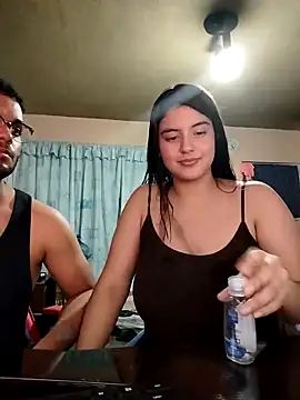 Snapshot of Carandrew chatting on 02/06/25, 05:14 Carandrew online show from 02/06/25, 05:14