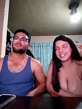 Snapshot of Carandrew chatting on 02/16/25, 04:09 Carandrew online show from 02/16/25, 04:09