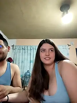 Snapshot of Carandrew chatting on 03/22/25, 04:14 Carandrew online show from 03/22/25, 04:14