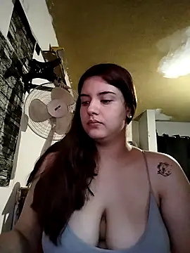 Snapshot of Carandrew chatting on 10/10/25, 03:44 Carandrew online show from 10/10/25, 03:44