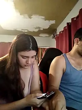 Snapshot of Carandrew chatting on 10/14/25, 04:24 Carandrew online show from 10/14/25, 04:24