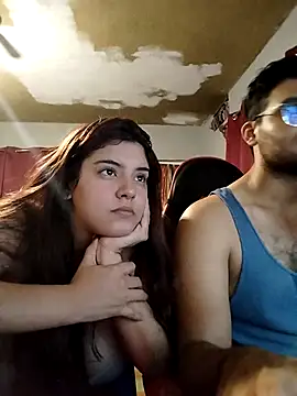 Snapshot of Carandrew chatting on 10/18/25, 04:04 Carandrew online show from 10/18/25, 04:04