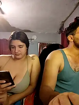 Snapshot of Carandrew chatting on 11/01/25, 04:36 Carandrew online show from 11/01/25, 04:36