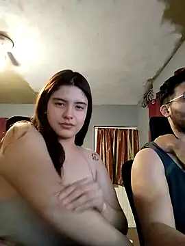 Snapshot of Carandrew chatting on 11/11/25, 04:12 Carandrew online show from 11/11/25, 04:12