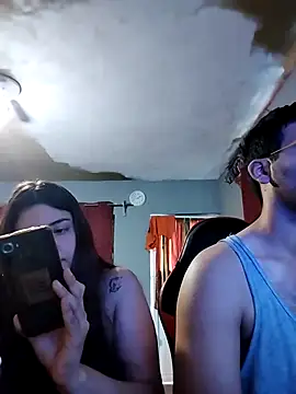 Snapshot of Carandrew chatting on 12/14/25, 02:22 Carandrew online show from 12/14/25, 02:22