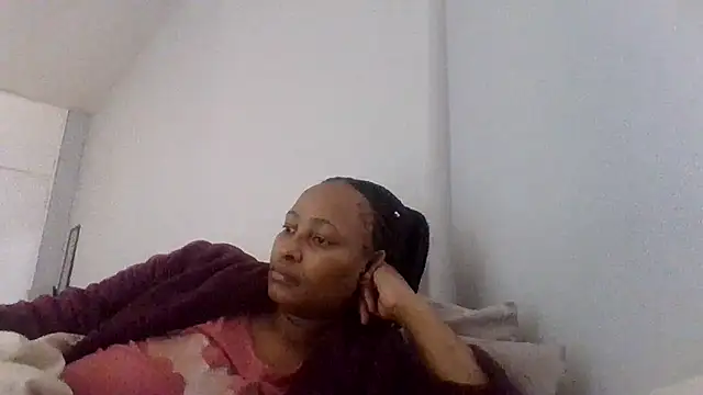 BabeAssXX online show from 11/22/25, 05:06