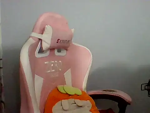 Nana-68 online show from 12/18/25, 02:01