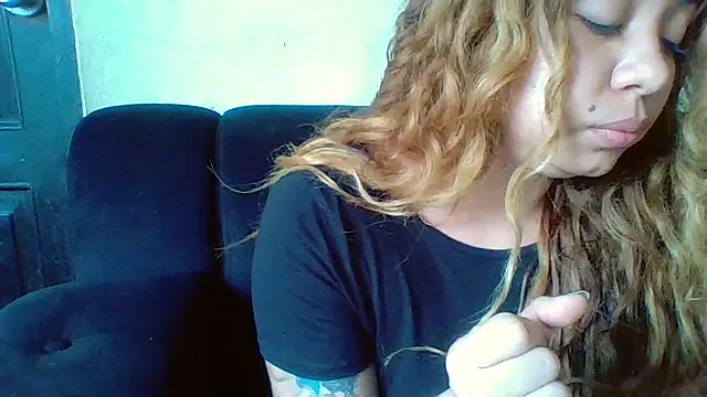 Snapshot of Jennxdolls chatting on 01/31/25, 03:22 Jennxdolls online show from 01/31/25, 03:22