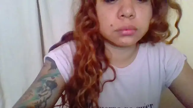 Snapshot of Jennxdolls chatting on 02/04/26, 03:18 Jennxdolls online show from 02/04/26, 03:18