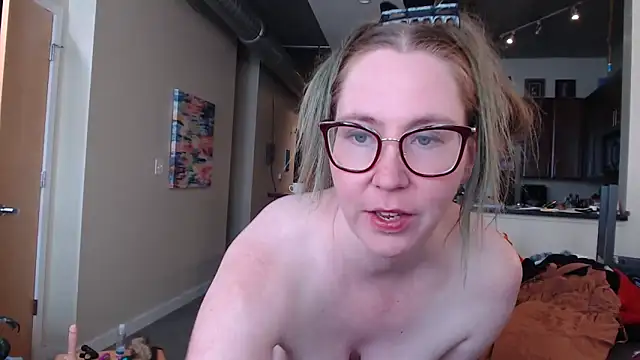 littlelustlamb online show from 09/29/25, 08:13