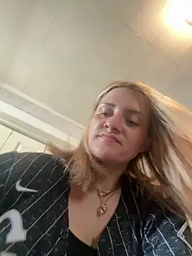 emilysue1 online show from 07/09/26, 08:57