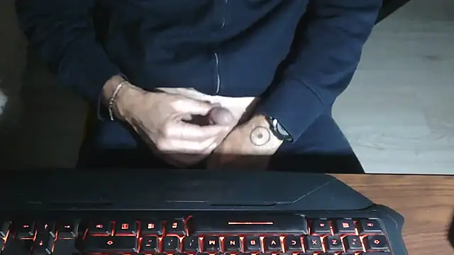 Adri gard online show from 10/23/25, 08:40