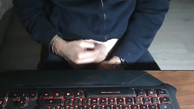 Adri gard online show from 10/26/25, 08:59