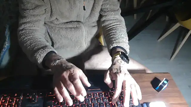 Adri gard online show from 04/23/26, 09:17