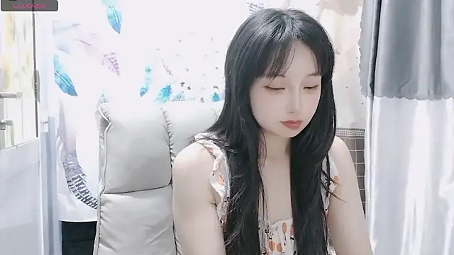 Snapshot of Nery_Asian chatting on 01/09/25, 03:04 Nery Asian online show from 01/09/25, 03:04