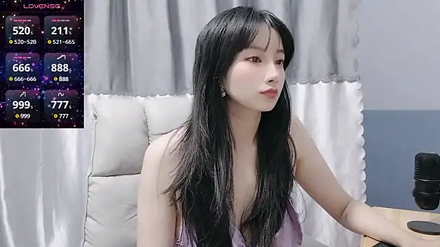 Snapshot of Nery_Asian chatting on 01/12/25, 07:21 Nery Asian online show from 01/12/25, 07:21