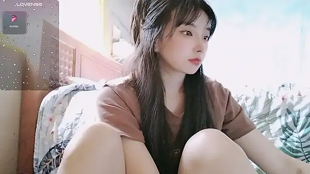 Snapshot of Nery_Asian chatting on 01/25/25, 02:26 Nery Asian online show from 01/25/25, 02:26