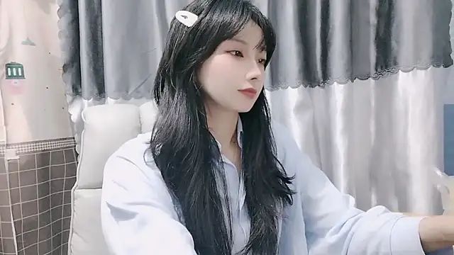 Snapshot of Nery_Asian chatting on 02/22/25, 07:34 Nery Asian online show from 02/22/25, 07:34