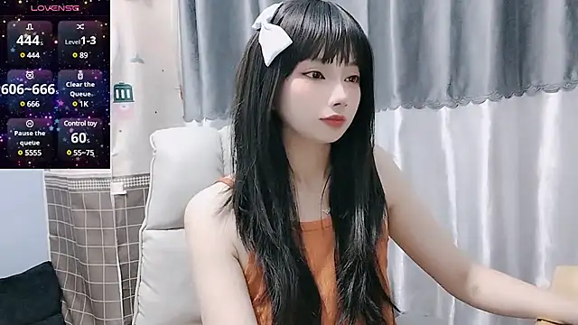 Snapshot of Nery_Asian chatting on 03/04/25, 02:38 Nery Asian online show from 03/04/25, 02:38