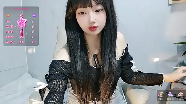 Snapshot of Nery_Asian chatting on 09/19/25, 02:57 Nery Asian online show from 09/19/25, 02:57