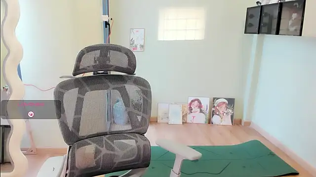 Nery Asian online show from 04/11/26, 03:33