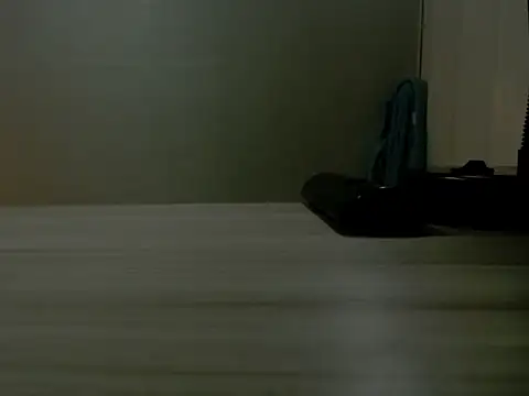 Lilyevansx online show from 10/10/25, 06:29