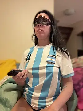 Reinacatchile online show from 06/28/26, 12:27