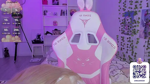 Snapshot of Milia_Parker chatting on 12/05/24, 08:00 Milia Parker online show from 12/05/24, 08:00