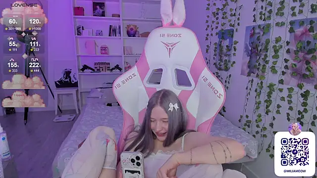 Snapshot of Milia_Parker chatting on 12/08/24, 10:57 Milia Parker online show from 12/08/24, 10:57