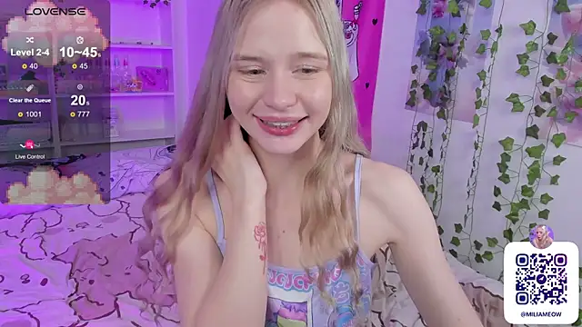 Snapshot of Milia_Parker chatting on 01/28/25, 02:21 Milia Parker online show from 01/28/25, 02:21