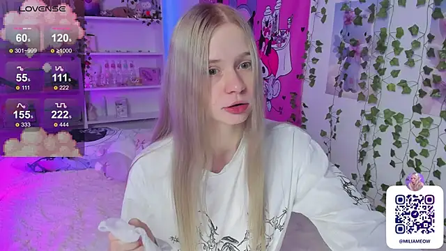 Snapshot of Milia_Parker chatting on 01/29/25, 09:39 Milia Parker online show from 01/29/25, 09:39