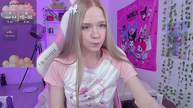 Snapshot of Milia_Parker chatting on 02/18/25, 04:58 Milia Parker online show from 02/18/25, 04:58