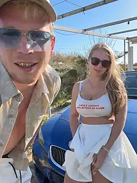 Snapshot of NickyGold_Official chatting on 03/08/25, 01:14 NickyGold Official online show from 03/08/25, 01:14