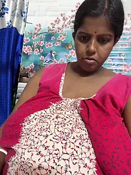 Beauty-queen online show from 04/22/26, 11:34