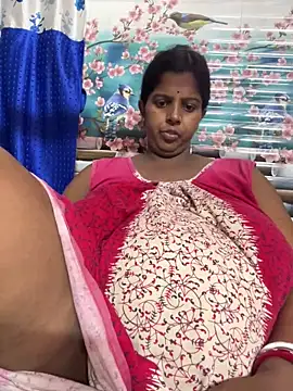 Beauty-queen online show from 04/23/26, 04:20