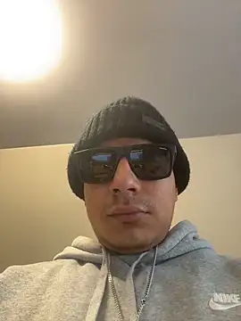 Snapshot of MynameisPaco chatting on 02/10/26, 04:33 MynameisPaco online show from 02/10/26, 04:33