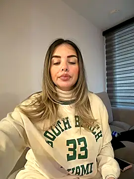 Alirawrz online show from 11/08/25, 08:29